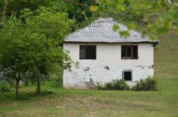 Fototapeta premium old abandoned country mountain house