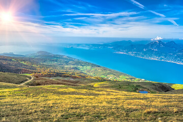 Lago di Garda dall'alto panoramica
