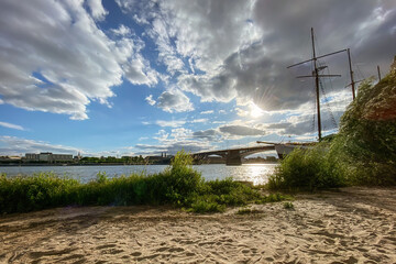 Scenic view River Rhine, Theodor Heuss bridge and the city of Mainz, Germany