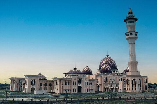 Baitul Izzah Mosque