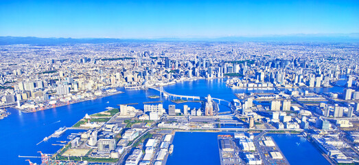 東京湾お台場上空から見た、東京中心部の全景（空撮）
