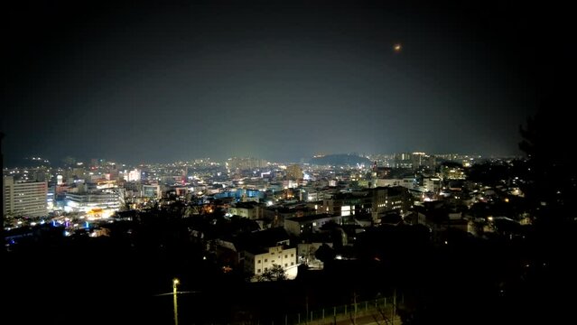 4k422lt24p Andong city night view moon in Korea