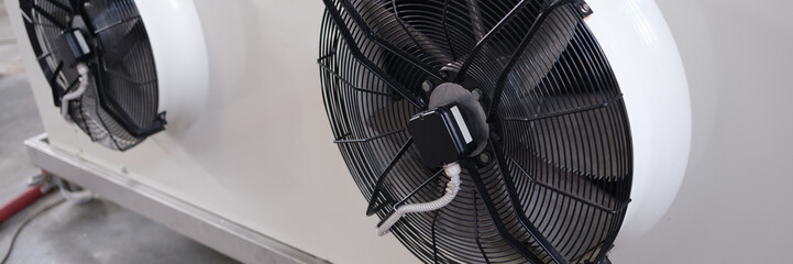 Large industrial air conditioner with high cooling capacity