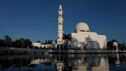 mosque country