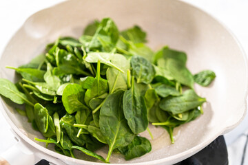 Garlic Shrimp Pasta with Spinach