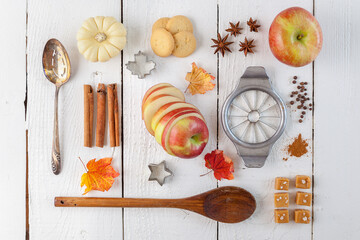 Making Caramel Apple Cider