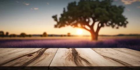 Fototapeten table en bois au premier plan, pour présentation produit, mock-up, arrière plan champs de lavande en provence, effet bokeh © Sébastien Jouve