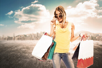 girls with sunglasses and shopper far away from city