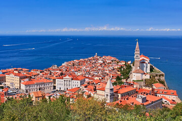 Blick über die Dächer des slowenischen Piran