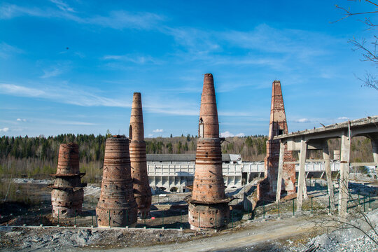 Old kilns from the red bricks for manufacture a lime