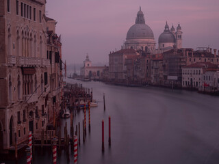 Plakat Grand Canal, Venice, Italy. Very early at dawn, long exposure. Basilica di Santa Maria della Salute in distance.
