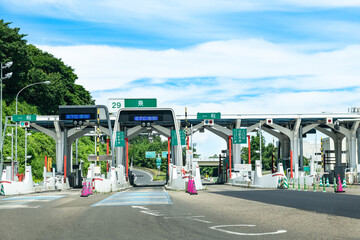 日本の有料高速道路東北自動車道泉インターチェンジ料金徴収設備