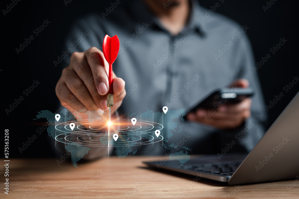 Aufkleber businessman aiming red arrow dart to business target strategy dartboard for business investment plan