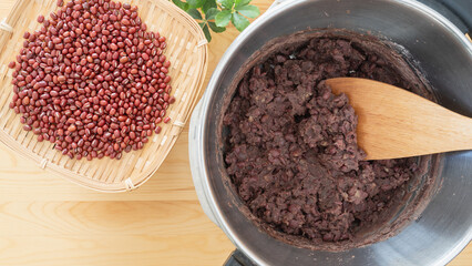 あんこ作りイメージ　日本の食材・あんこと小豆