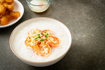 Congee with shrimps and fresh ginger
