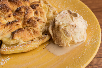 Dessert - Sweet pancake with caramelized banana and ice cream