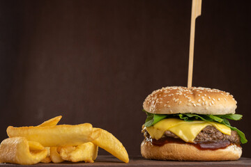 Sandwich - Beef burger with mozzarella cheese, arugula and barbecue sauce