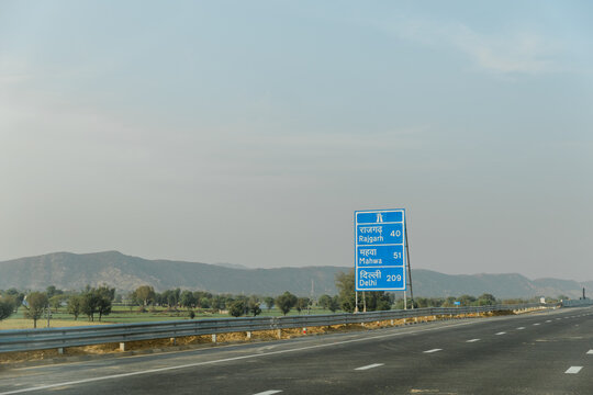 Delhi–Mumbai Expressway