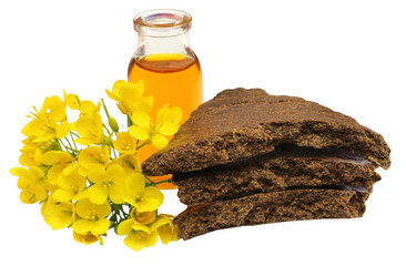 Mustard seeds oil and cake