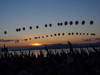 ビーチでヨガ / Yoga on the beach