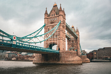 Fototapeta na wymiar london tower bridge city