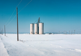 Obraz premium Silos in winter