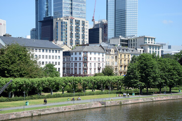 Mainufer in Frankfurt