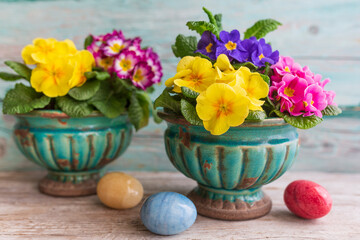 Easter decoration with spring flowers and eggs