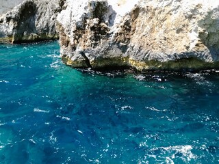sea and rocks