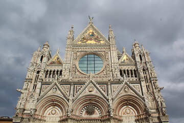 Fototapeta na wymiar Duomo de Siena