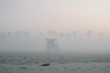Obraz premium fog on the beach