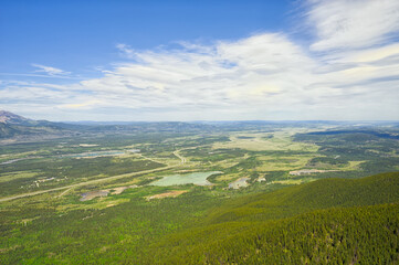Fototapeta premium Landscape of the Alberta Prairie's from the top of Yates Mountain.