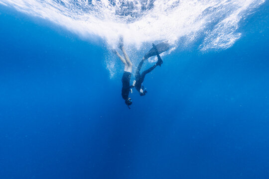 Couple underwater diving, Tambon Ko Tarutao, Chnag Wat Krabi, Thailand