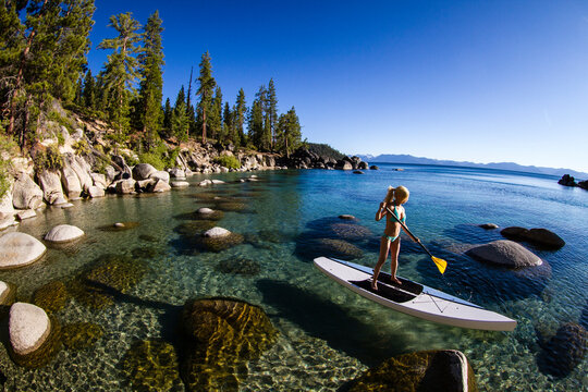 Woman SUP in Lake Tahoe
