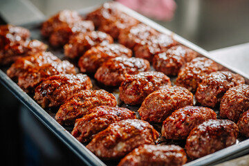 meatballs in sauce
