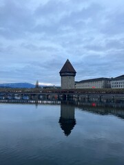 Fototapeta na wymiar pont couvert de Lucerne 