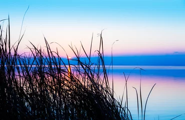 Foto op Plexiglas amanecer en el lago auzl  © kesipun