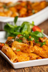 gratinated rigatoni pasta