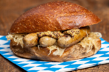 grilled sausages in a bun