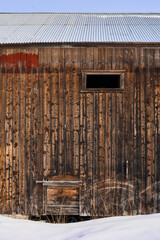 a wooden barn wall © Øyvind