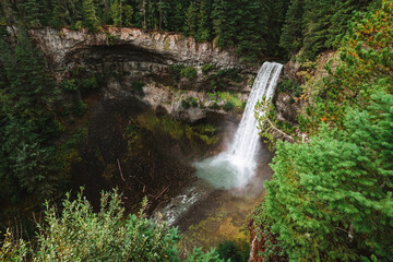 Fototapeta na wymiar Brandywine Falls Provincial Park: waterfall with beautiful trees in West Canada
