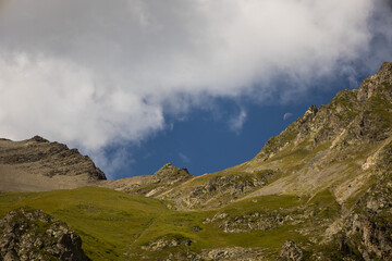 Fototapeta premium let's hike to the pass