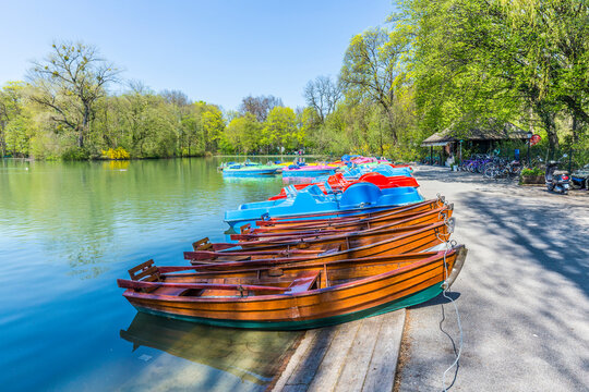 boats for rent at the  Seehaus in Munich