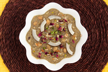 Gur Ki Kheer Also Called Jaggery Rice Pudding, Nolen Gurer Payesh, Rasiyav, Gud Wali Chawal Ki Khir, Rasiya, Ras Bakheer, Rasiyaw, Payasam Made Of Basmati Rice, Milk, Sugar, Jaggery, Gulab JalIn, Ghee