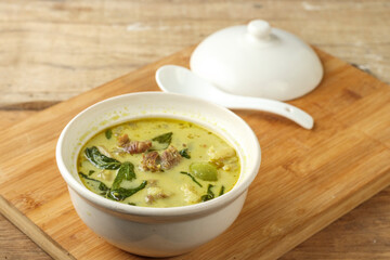 thai green curry with beef