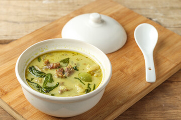 thai green curry with beef