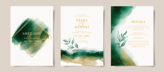 Elegant emerald green watercolor and gold with leaves on wedding invitation card template - obrazy, fototapety, plakaty