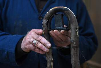 Obraz premium Traditional walking stick making and its stages