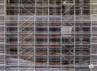 Extensive scaffolding