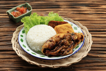 Nasi Cumi Bakar
